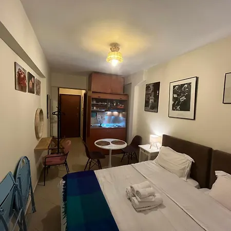 アパート Sleep Like A Bird - Whole A02