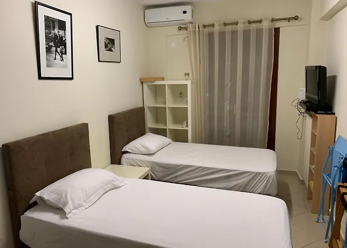 Sleep Like A Bird - Whole A02 * Thessaloníki